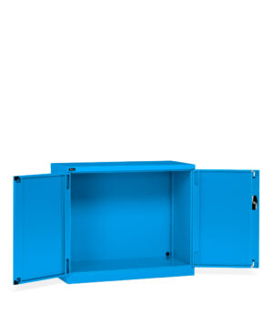 Armadio con porte a battente