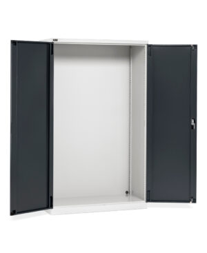 Armadio con porte a battente