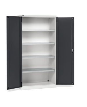 Armadio con porte a battente