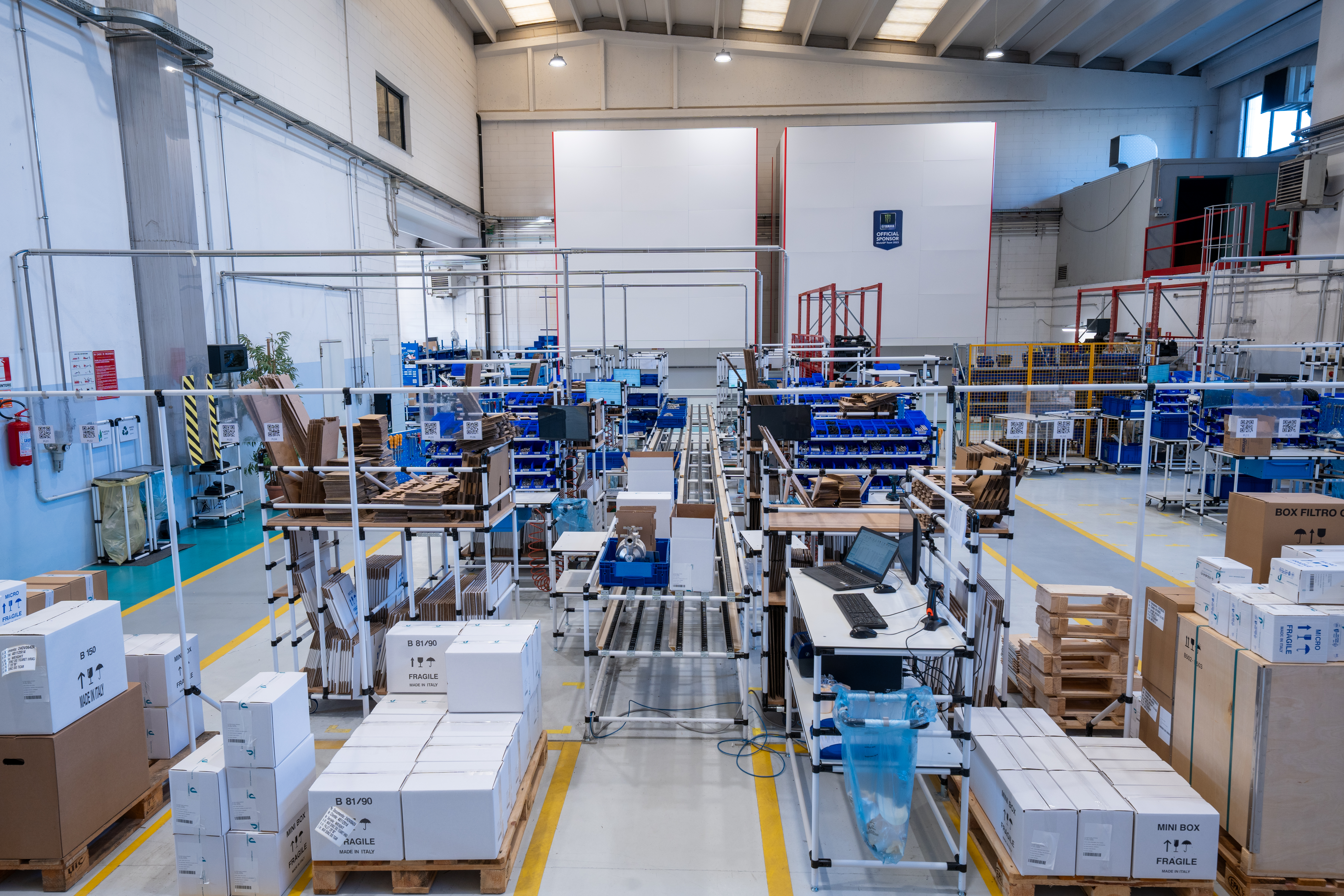 Celle produttive autonome per assemblaggio completo del prodotto in logica lean manufacturing
